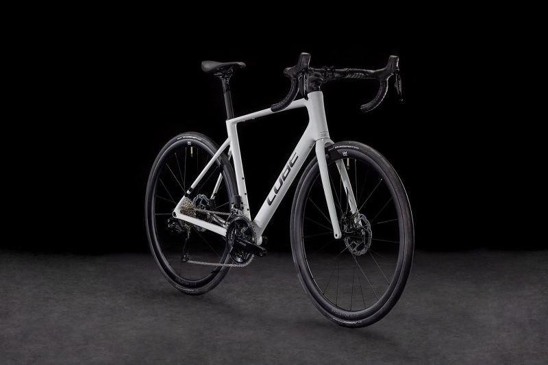 Cube Attain C:62 SLX cotton´n´grey