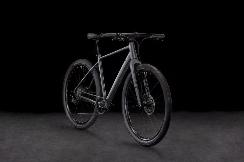 Cube Hyde ONE graphite´n´black